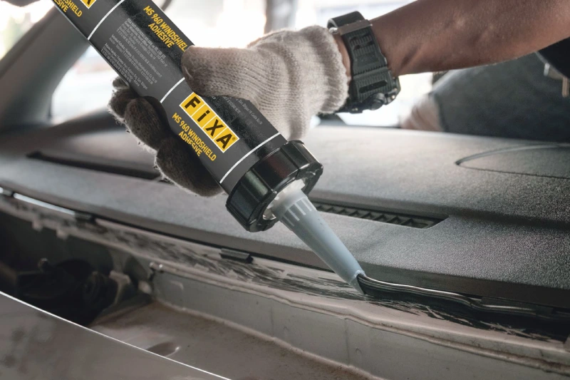 POLYMERA MS 960 WINDSHIELD Automotive Glass Adhesive Strong and Durable Bonds 1